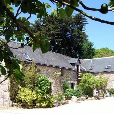 Les Pieds Dans L'Herbe Bed & Breakfast Rosporden Exterior foto